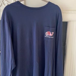 Men’s excellent condition Vineyard vine lacrosse